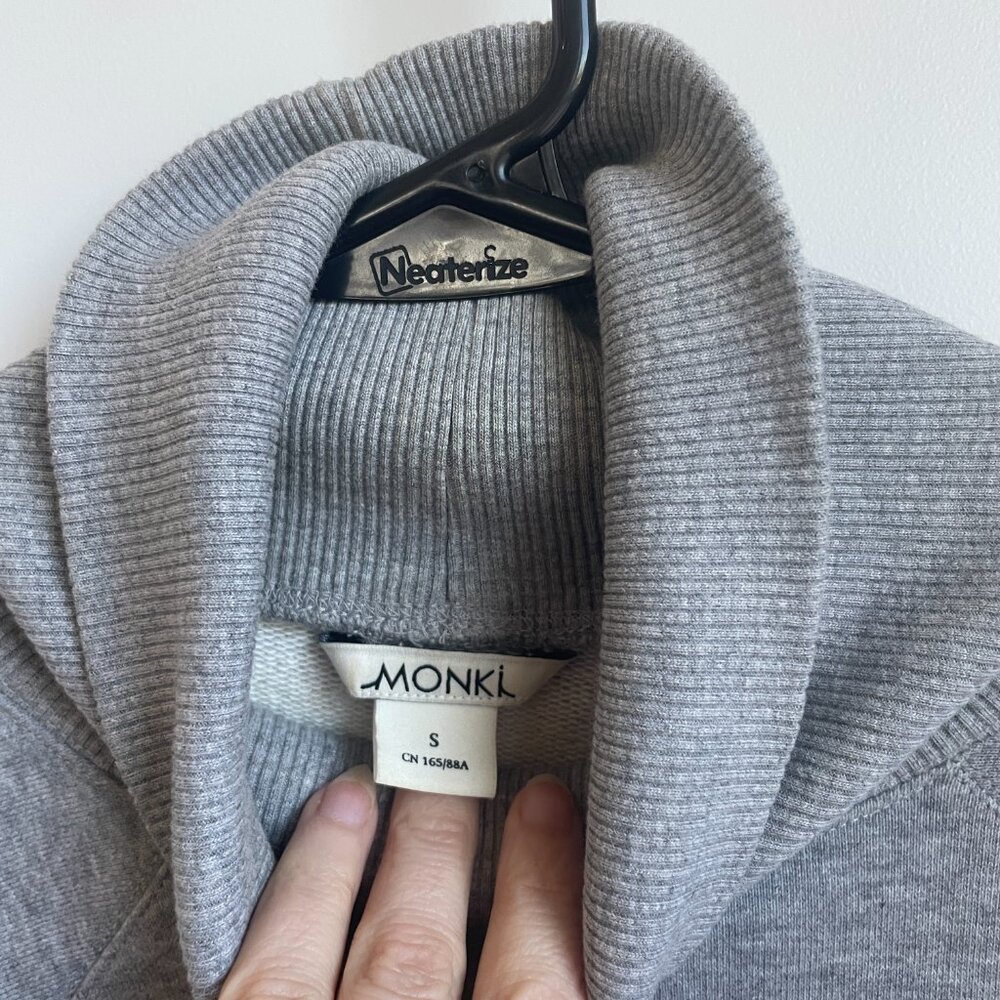 Gray Turtle Neck - image 2